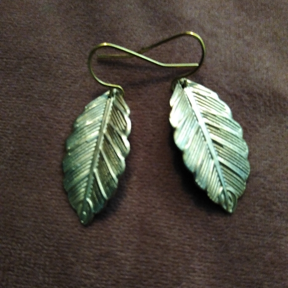 Delicate Lightweight Mini Leaf Charm Earrings Brass Botanical Gold Leaves KATTA - Picture 5 of 7